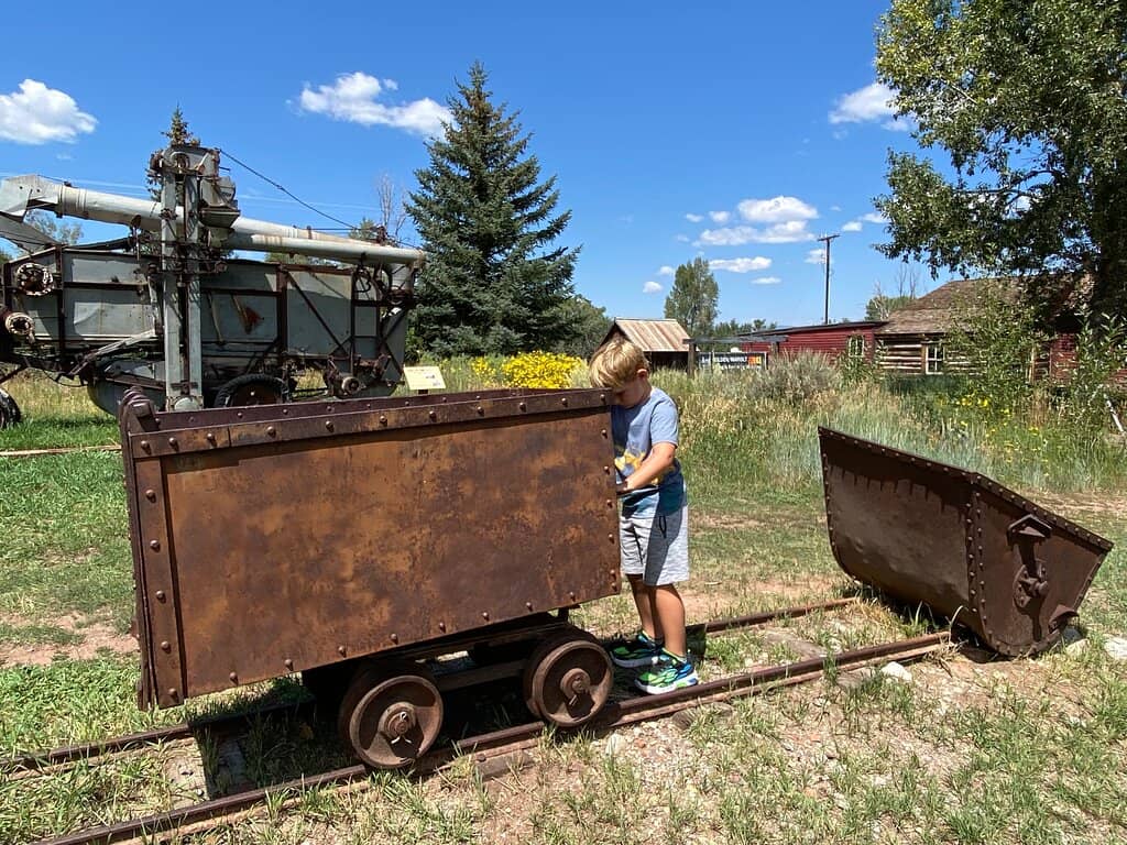 Working Mining Equipment