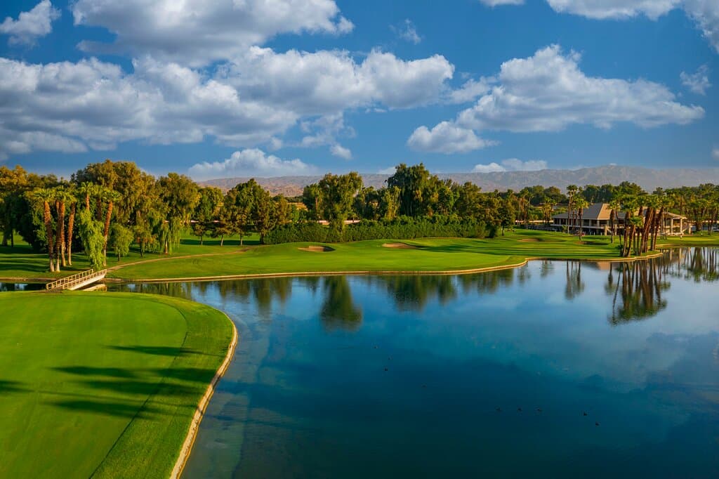 The only parkland course in the Coachella Valley. Enjoy serene skies, sparkling lakes and lush greenery all throughout the course.