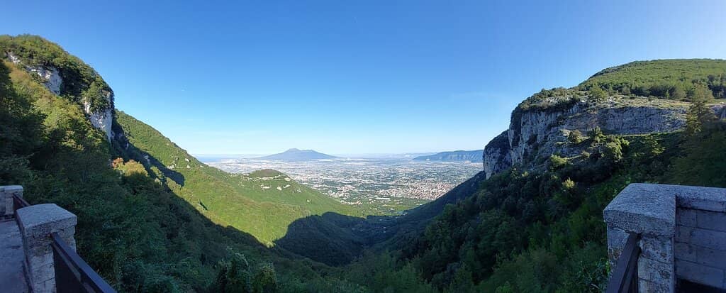 Mount Vesuvius Vista