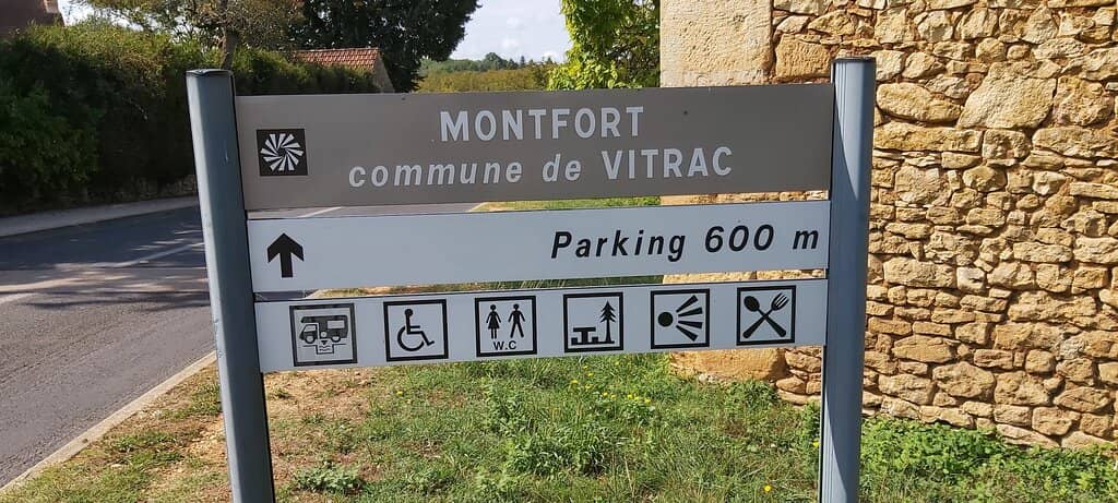 Château de Montfort Exterior