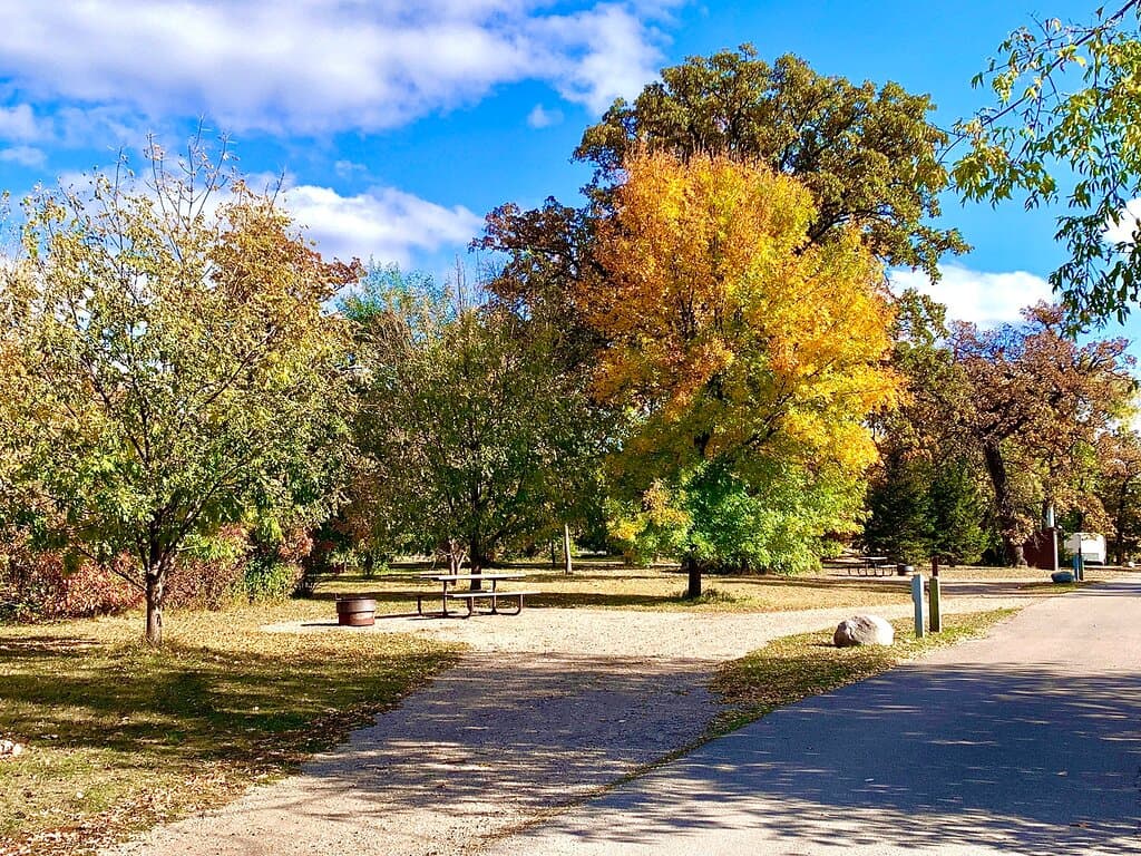 A beautiful autumn day in East Grand Forks - Sunday, October 9th 2022