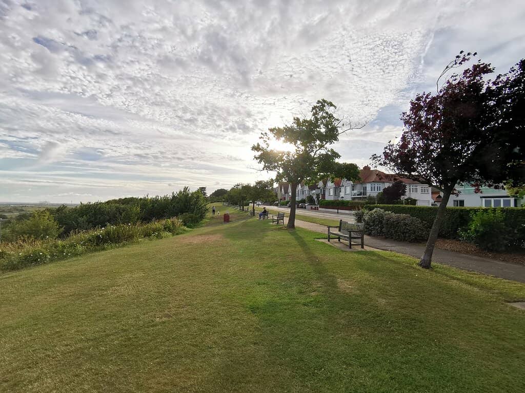 Panoramic Thames Views