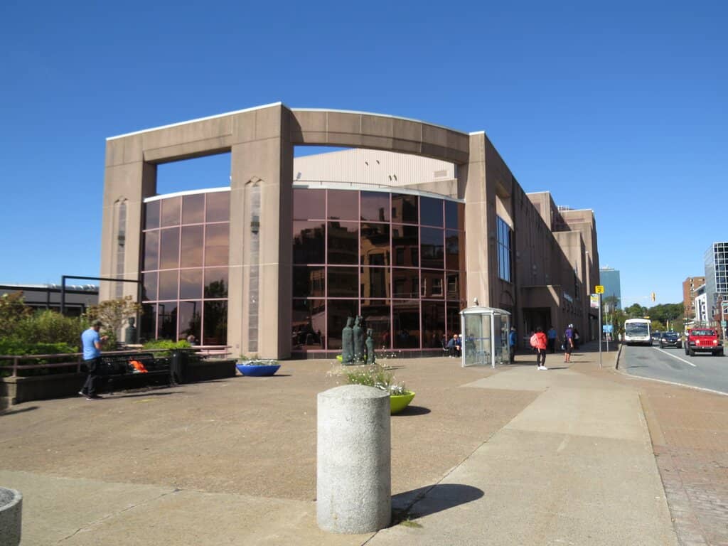 Waterfront Views & Trail