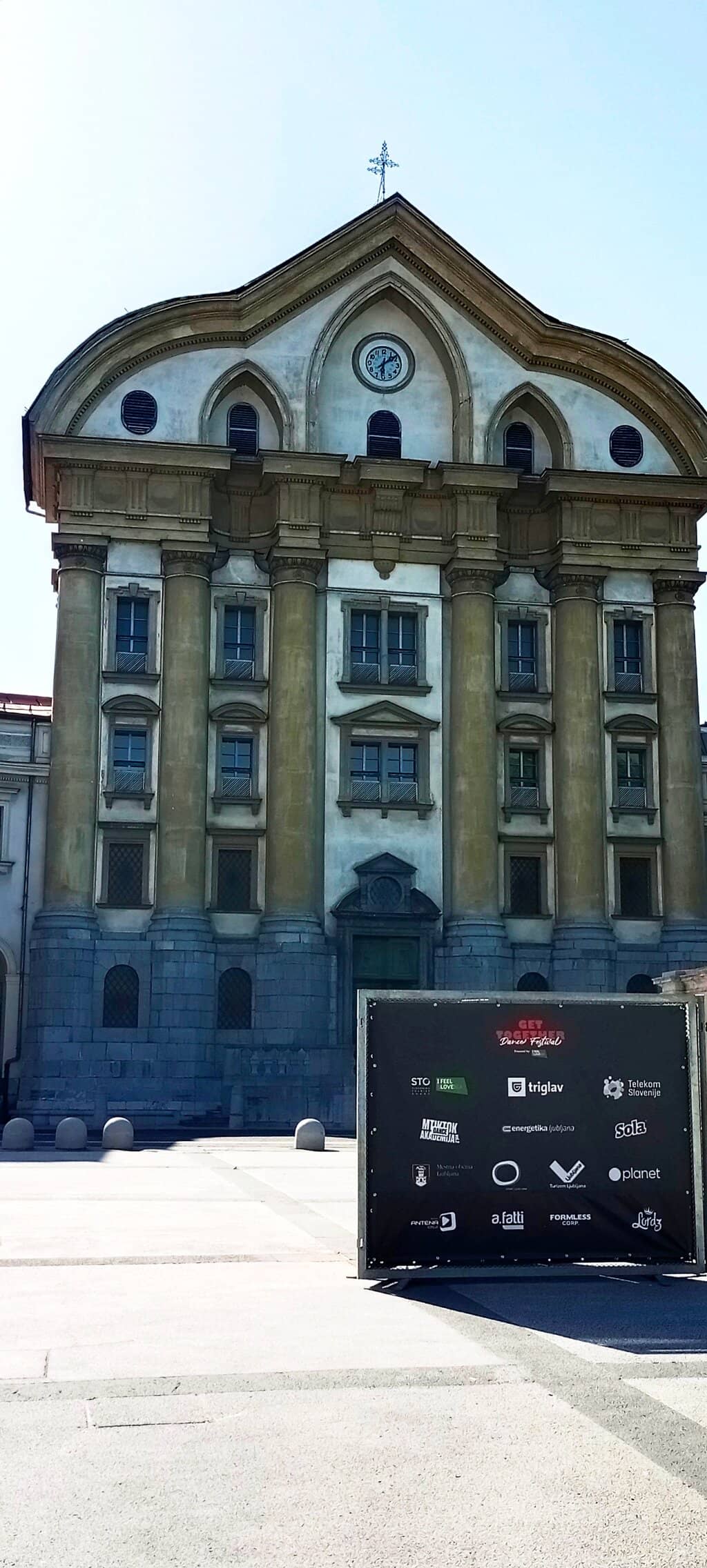 Vertical photo