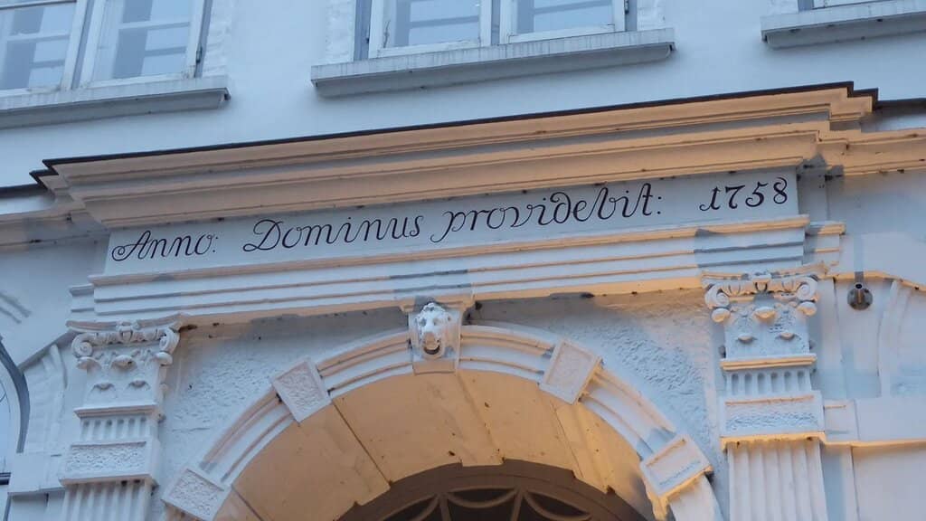 Recreated 19th-Century Rooms