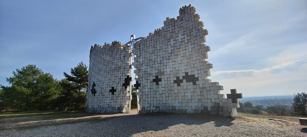 Valley of Death Memorial Fordon