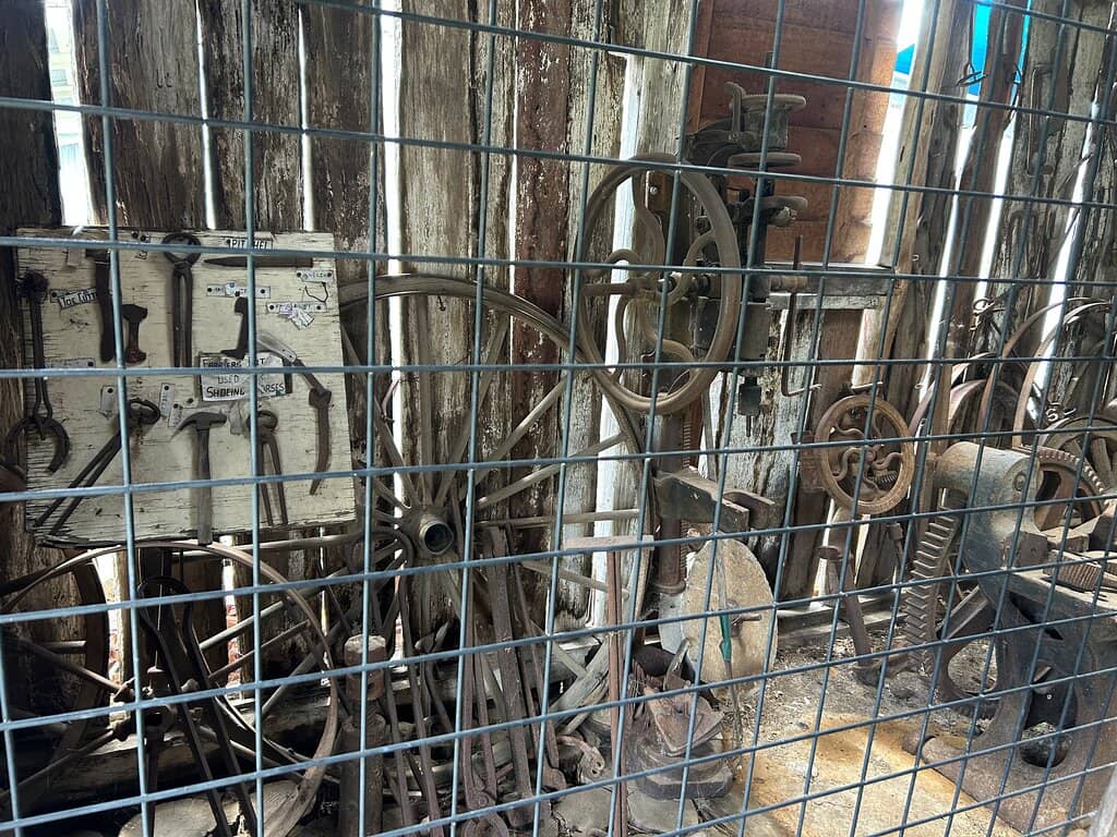 Vast Collection of Australian History