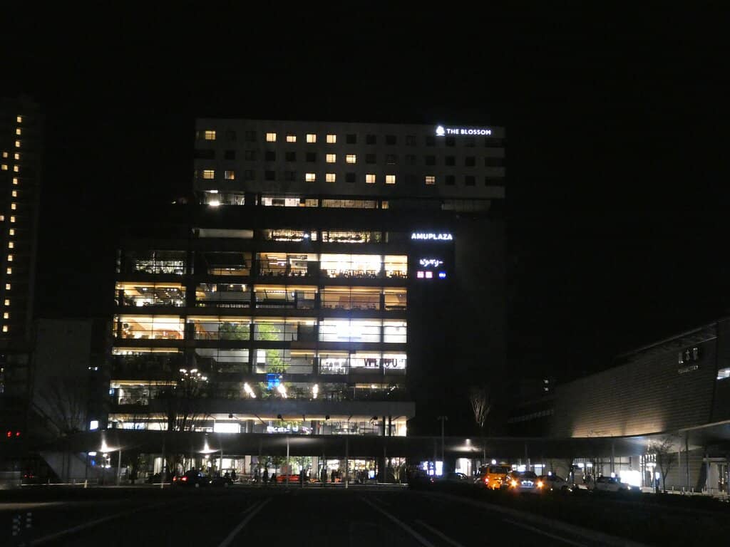 AMU Plaza Atrium & Waterfall