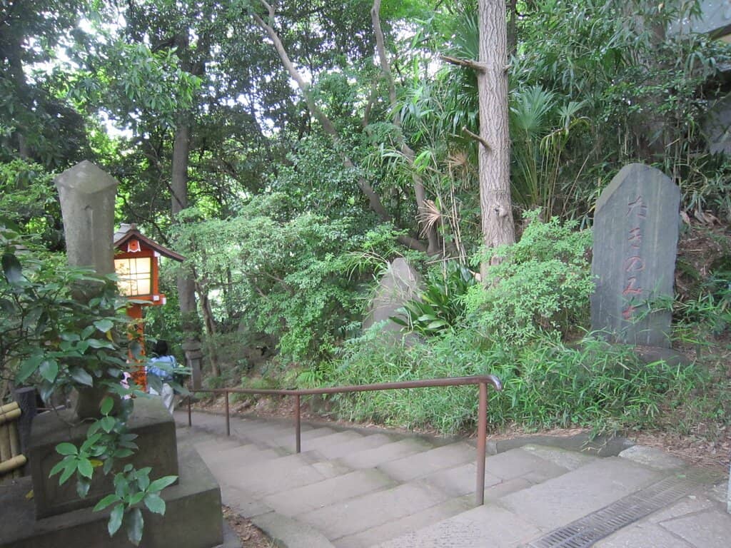 Todoroki Fudoson Temple Sanctuary