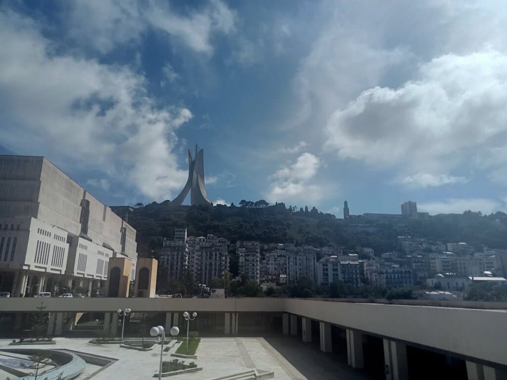 La bibliothèque nationale d'Algérie