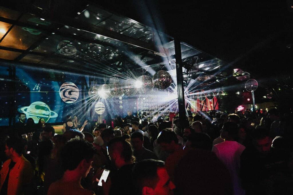 Vibrant Group Dining Atmosphere