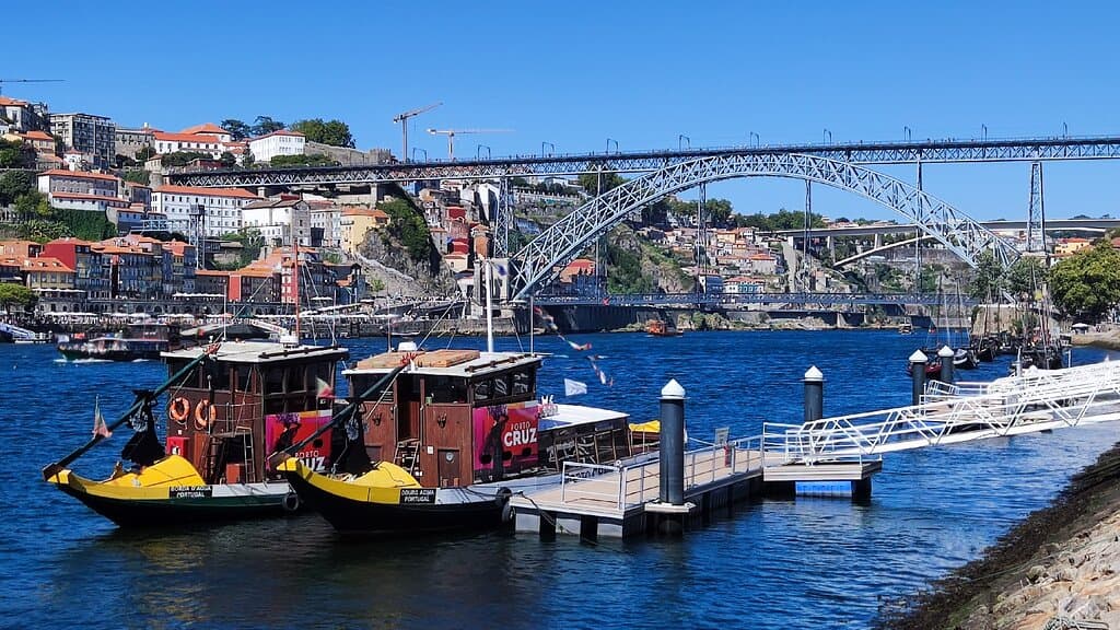 Half Rabbit (Bordalo II) Porto