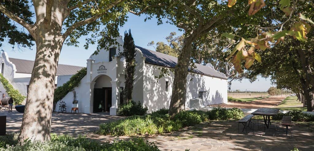 Farm-to-Table Dining