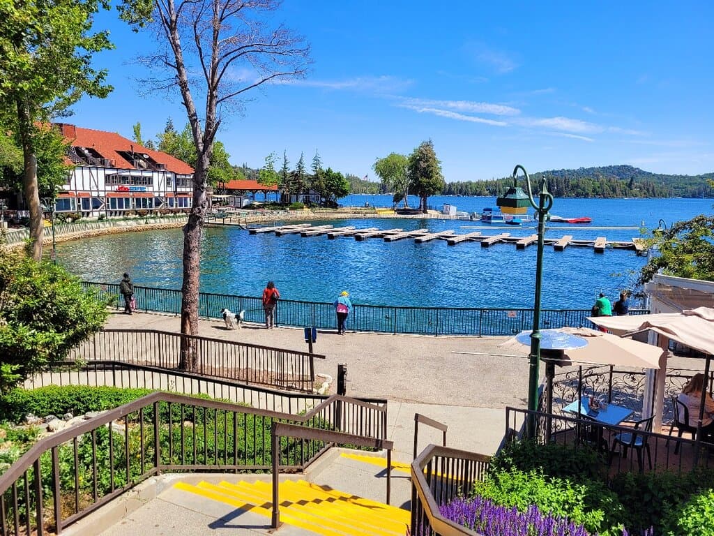 Lake Arrowhead Village