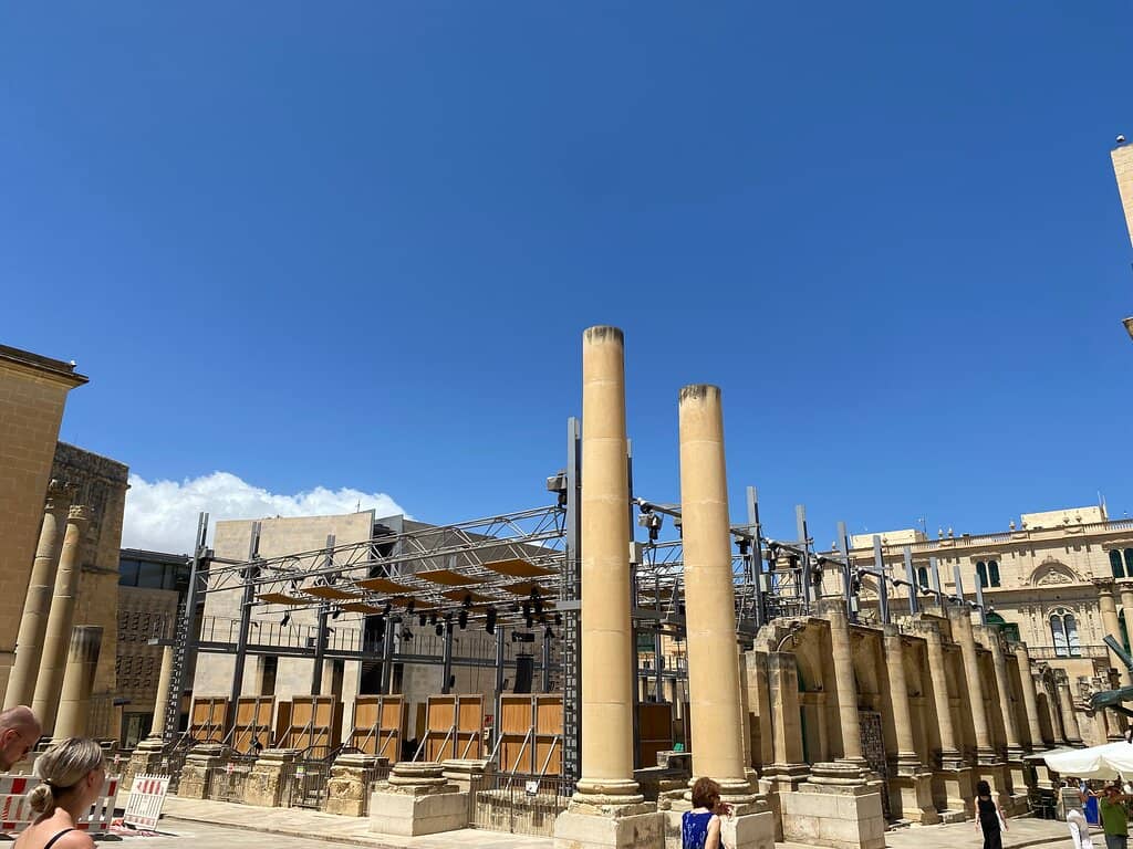 The Grand Ruin Ambiance