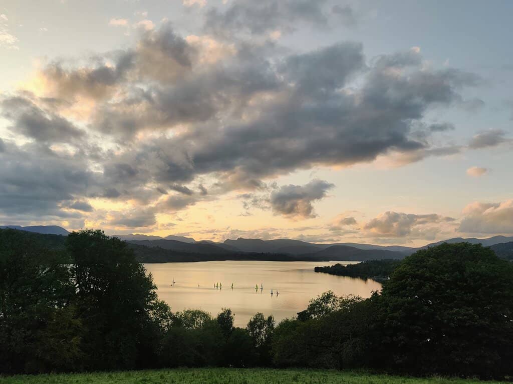 Panoramic Lake Windermere Views
