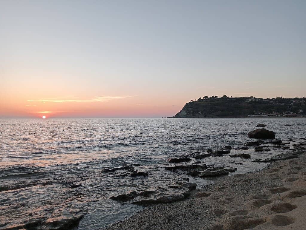 Endless Golden Sands