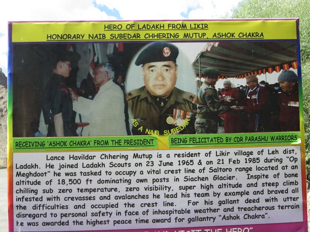 Panoramic Mountain Views