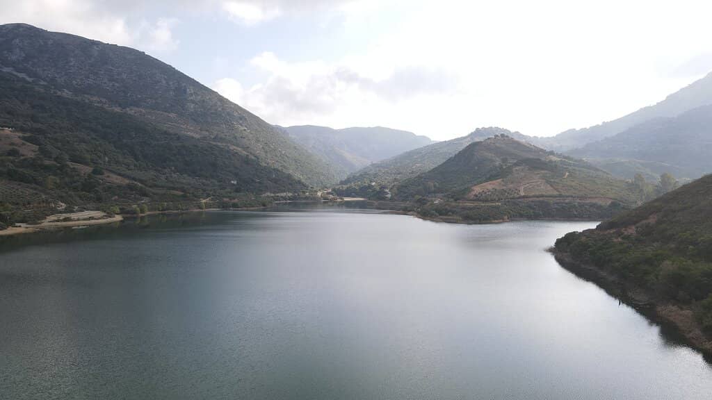 Scenic Drive to the Dam