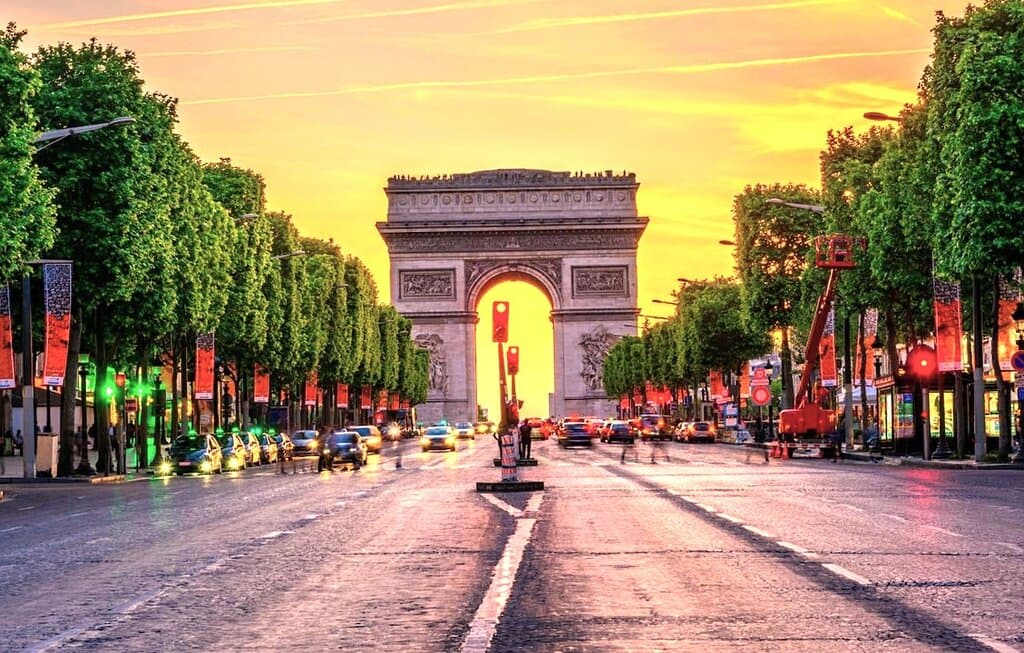 The Champs-Elysées in PARIS are reserved for pedestrians one SUNDAY a month. An opportunity to discover the most beautiful avenue in the world in a different way, and to take a selfie in front of the Arc de Triomphe without a car to spoil the picture. Beautiful scene and magical atmosphere! Come here on next SUNDAY when the spot is reserved only for pedestrians - 5th NOVEMBER 2023.