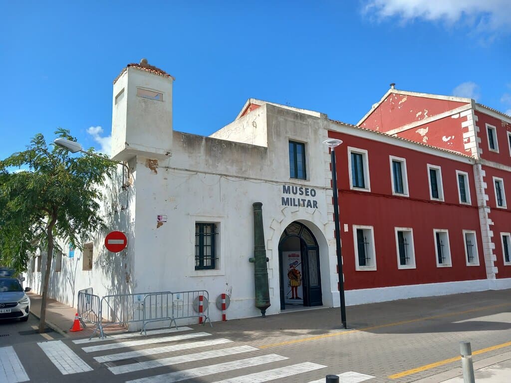 The museum is a lovely building with a massive parade ground