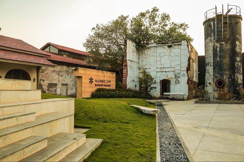 Alembic Art District