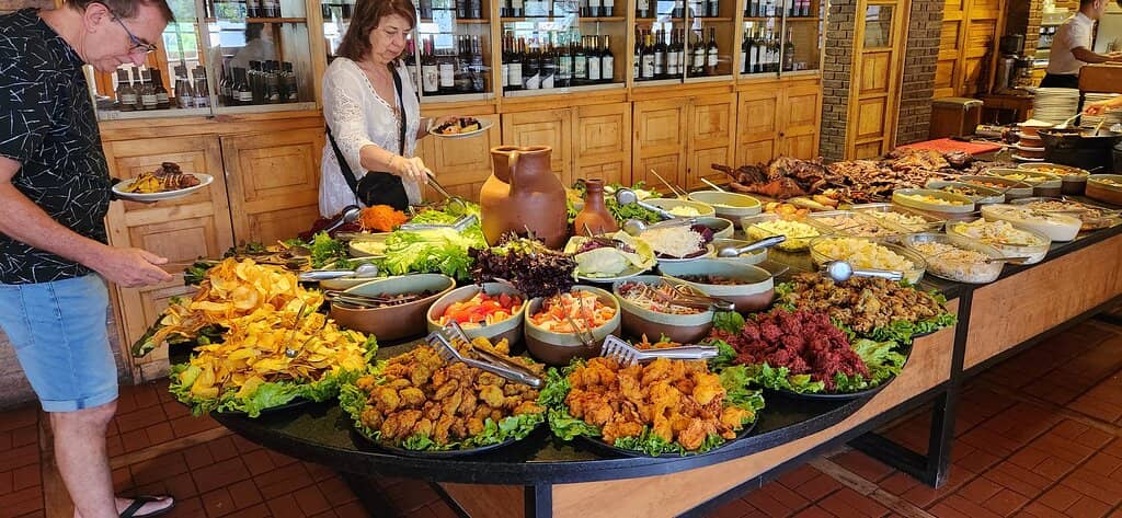Buffet Lunch with Local Flavors