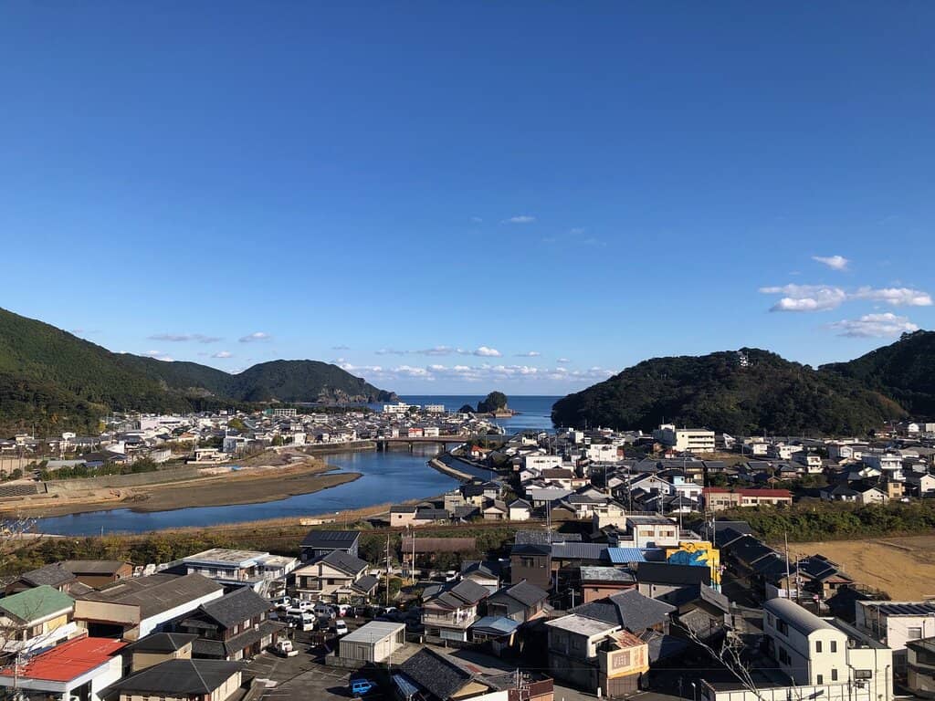 Vertical photo