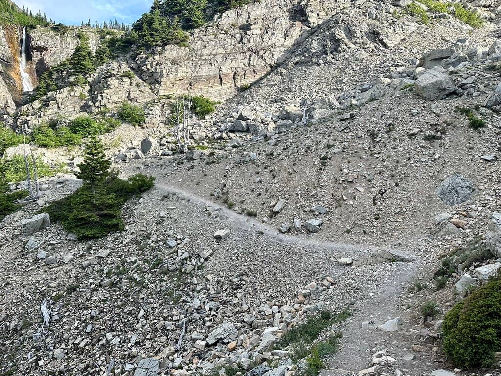 Panoramic Mountain Views