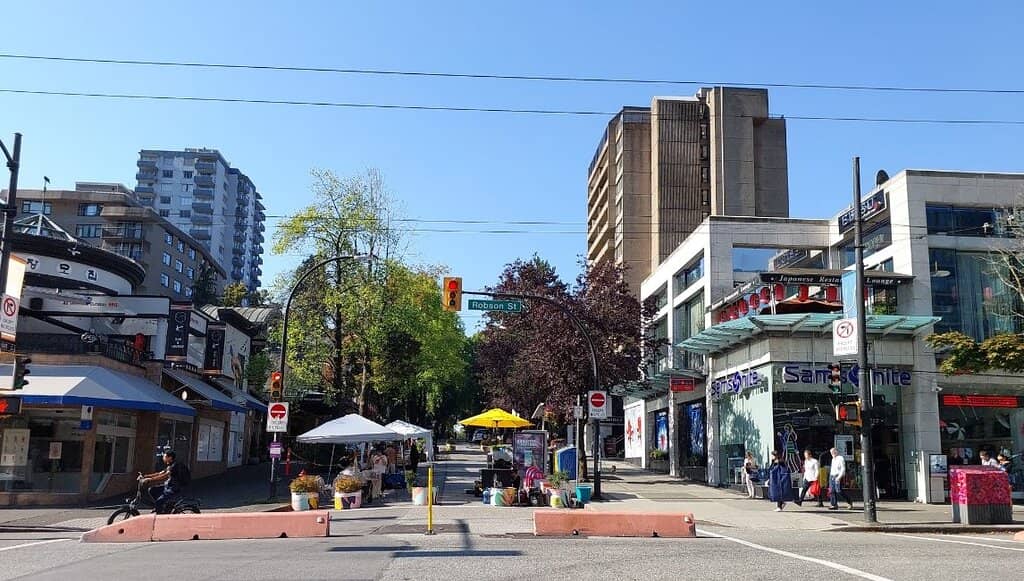 Robson Street Boutiques