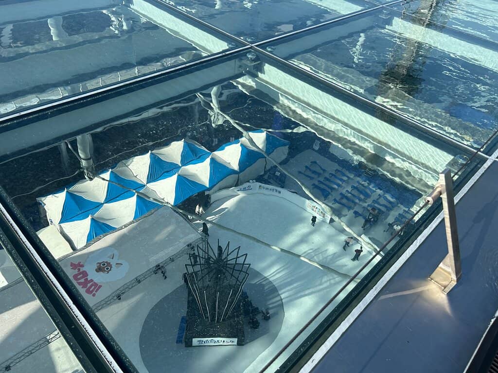 Spaceship Aqua Rooftop