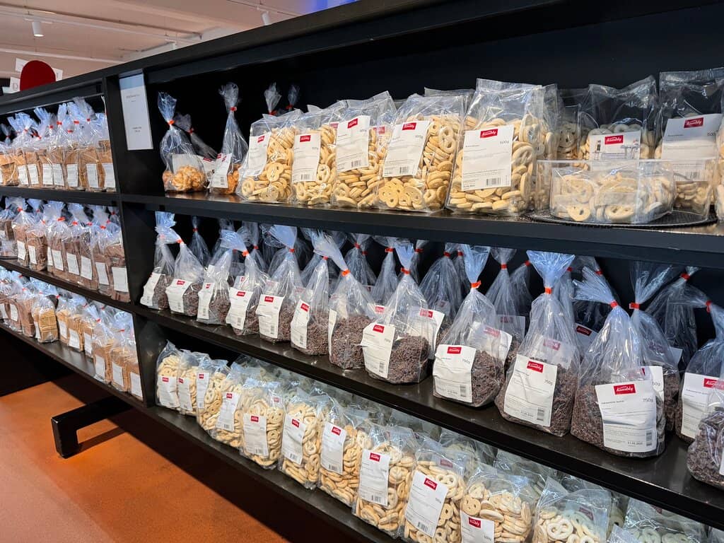 Homemade Ice Tea & Desserts