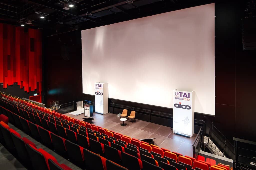 Comedy & Theatre