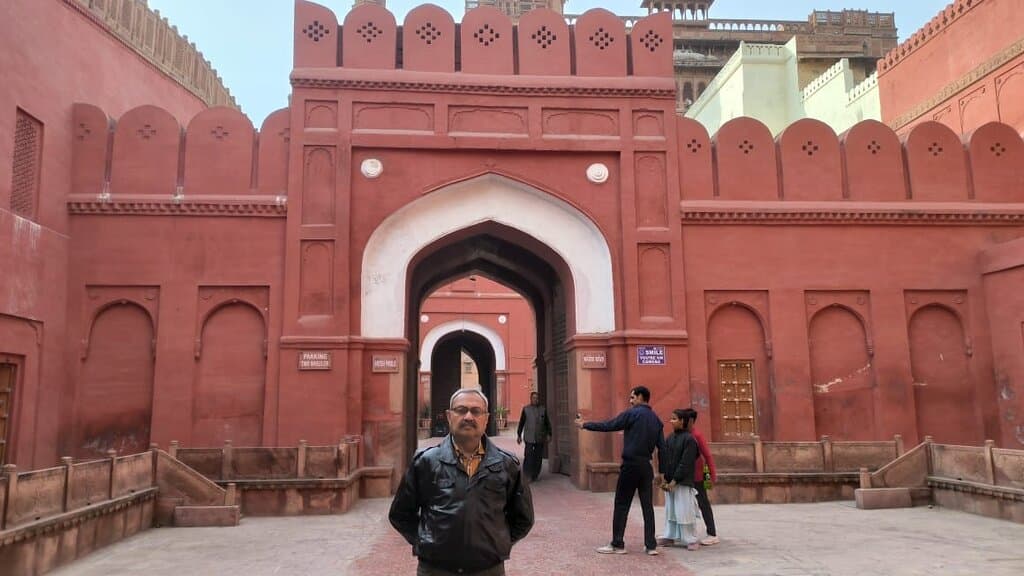 Kote Gate