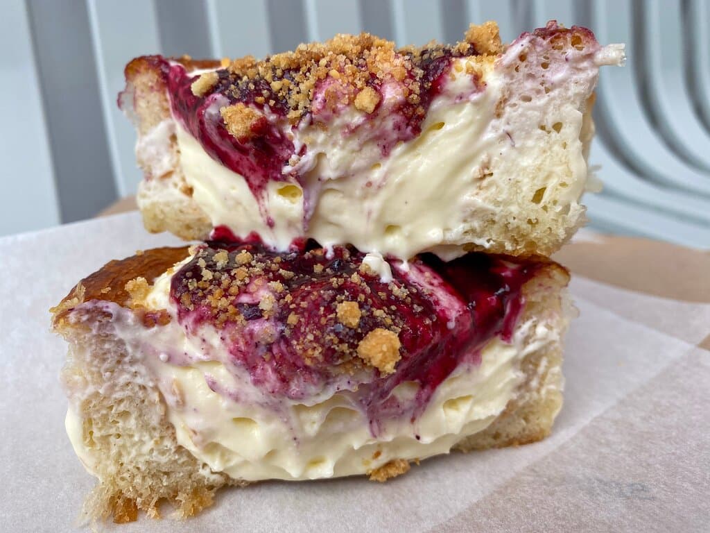 Mixed berry cheesecake