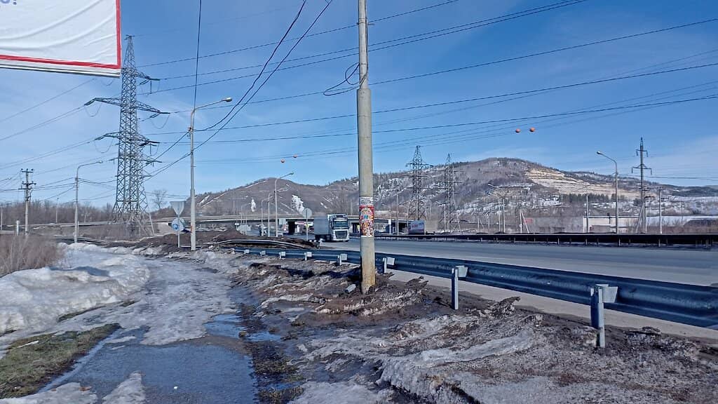 The Dam Bridge