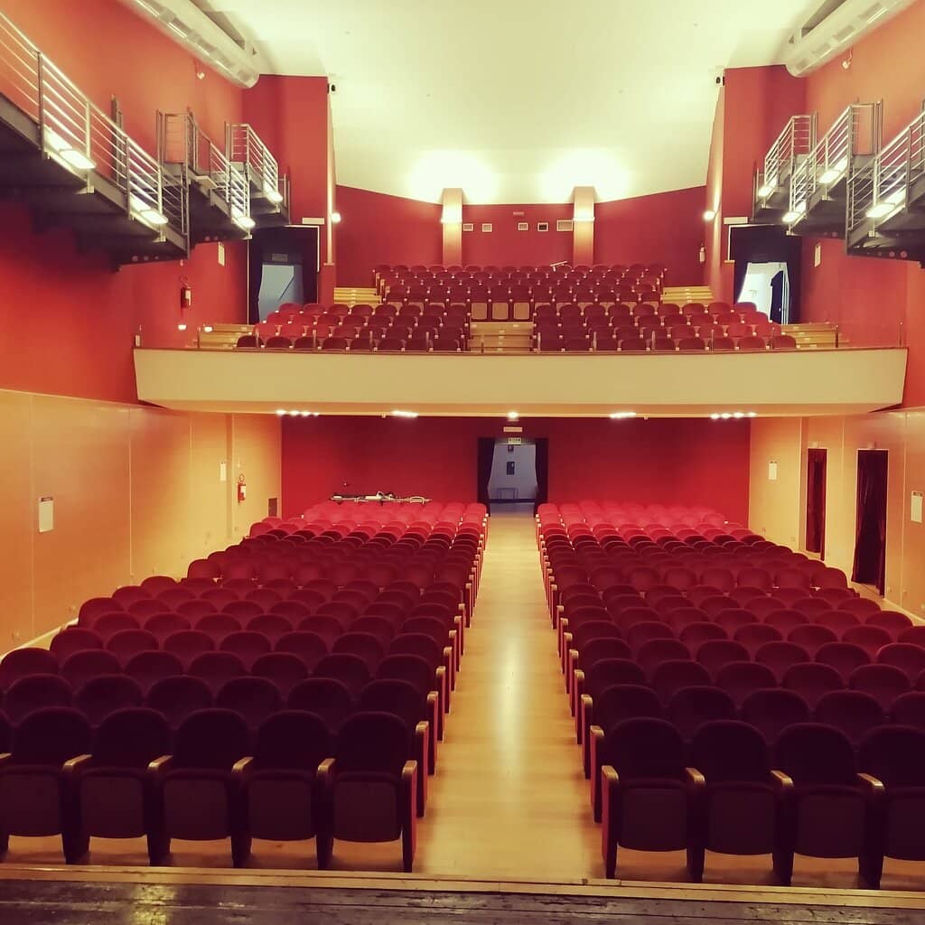 Intimate Audience Experience