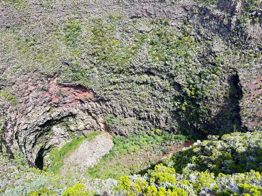 Commerson Crater