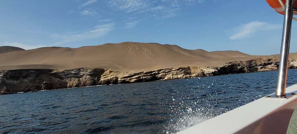 The Paracas Candelabra Geoglyph