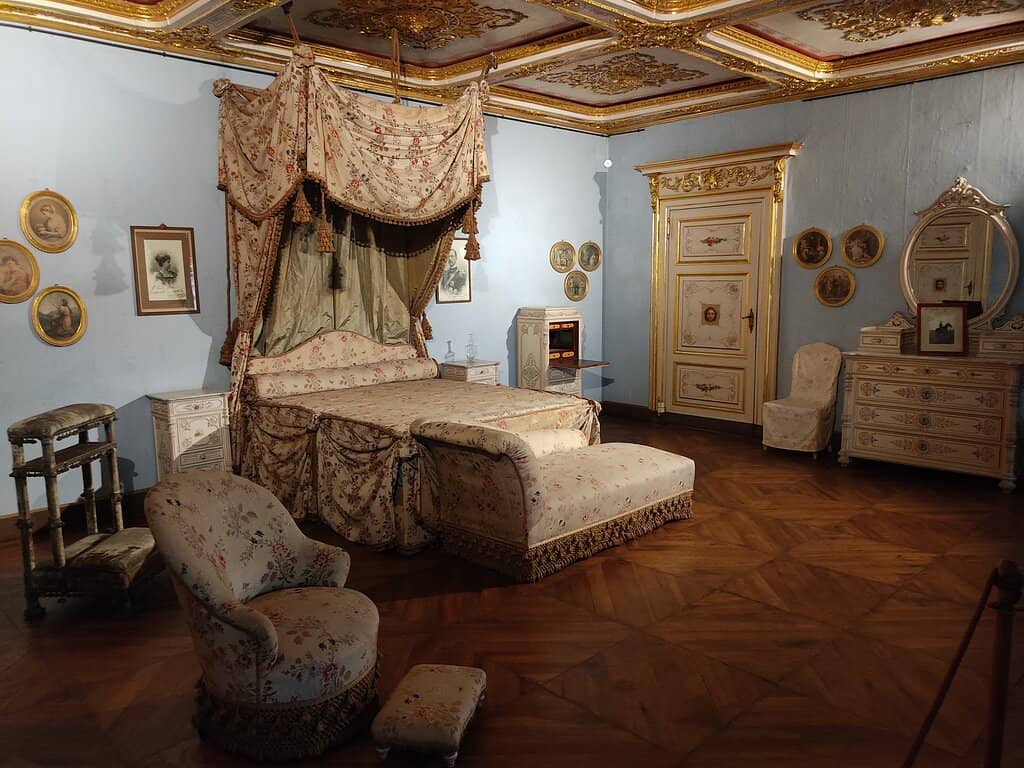 Unique Royal History