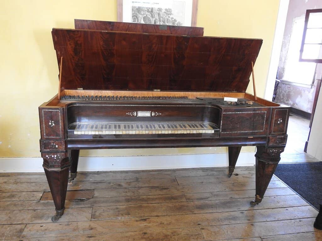 Vineyard Archway Path