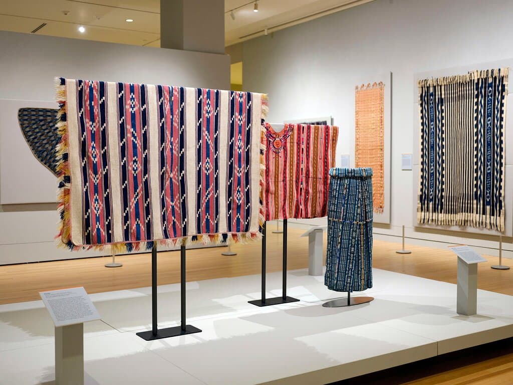 "Irresistible: The Global Patterns of Ikat." Photo by Kacey Chapman/the George Washington Univeristy.