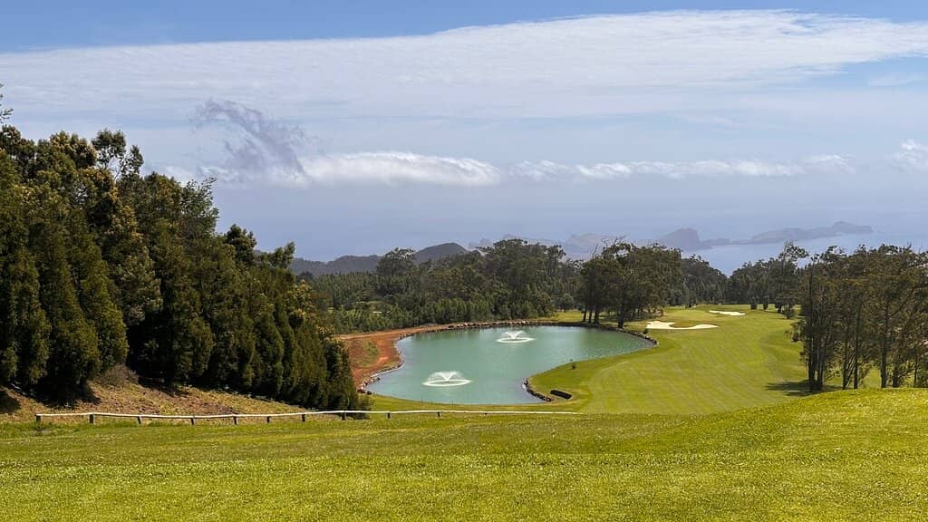 Panoramic Ocean Vistas