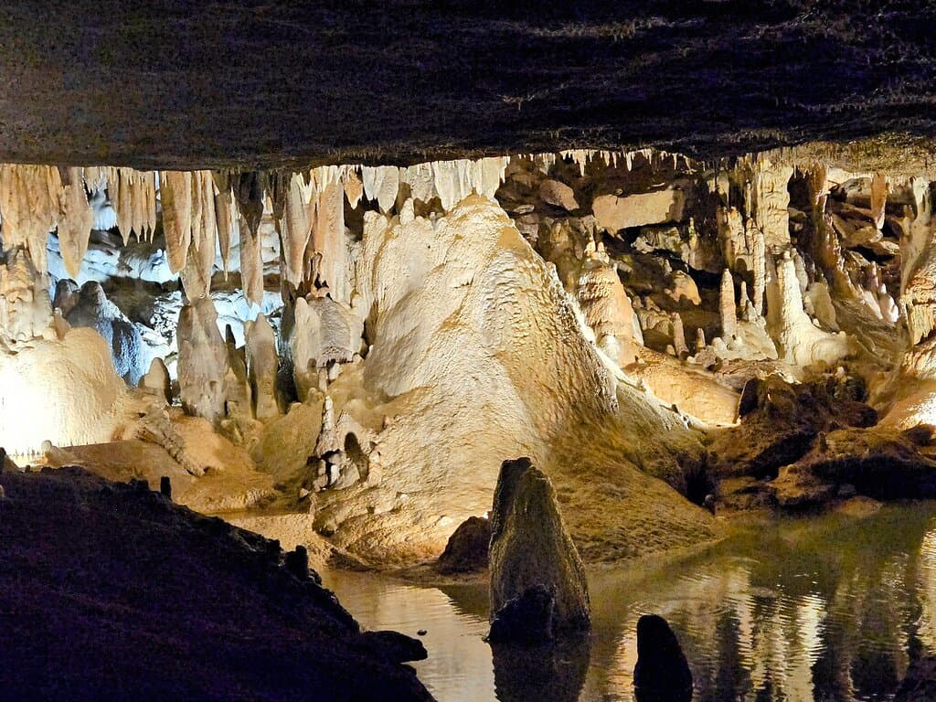 Fantastic Caverns Springfield Missouri