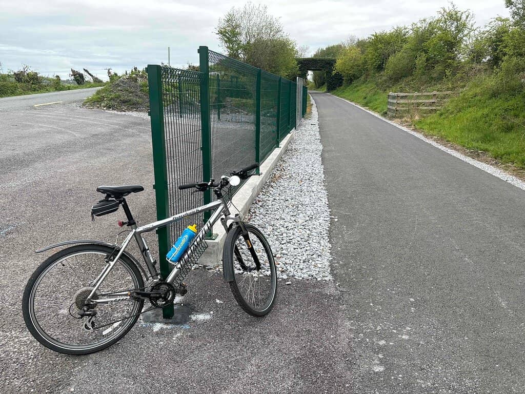 Cycling the 40km Path