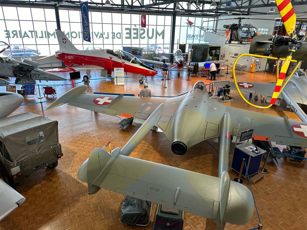 Vue de l'intérieur du Musée Clin d'Ailes