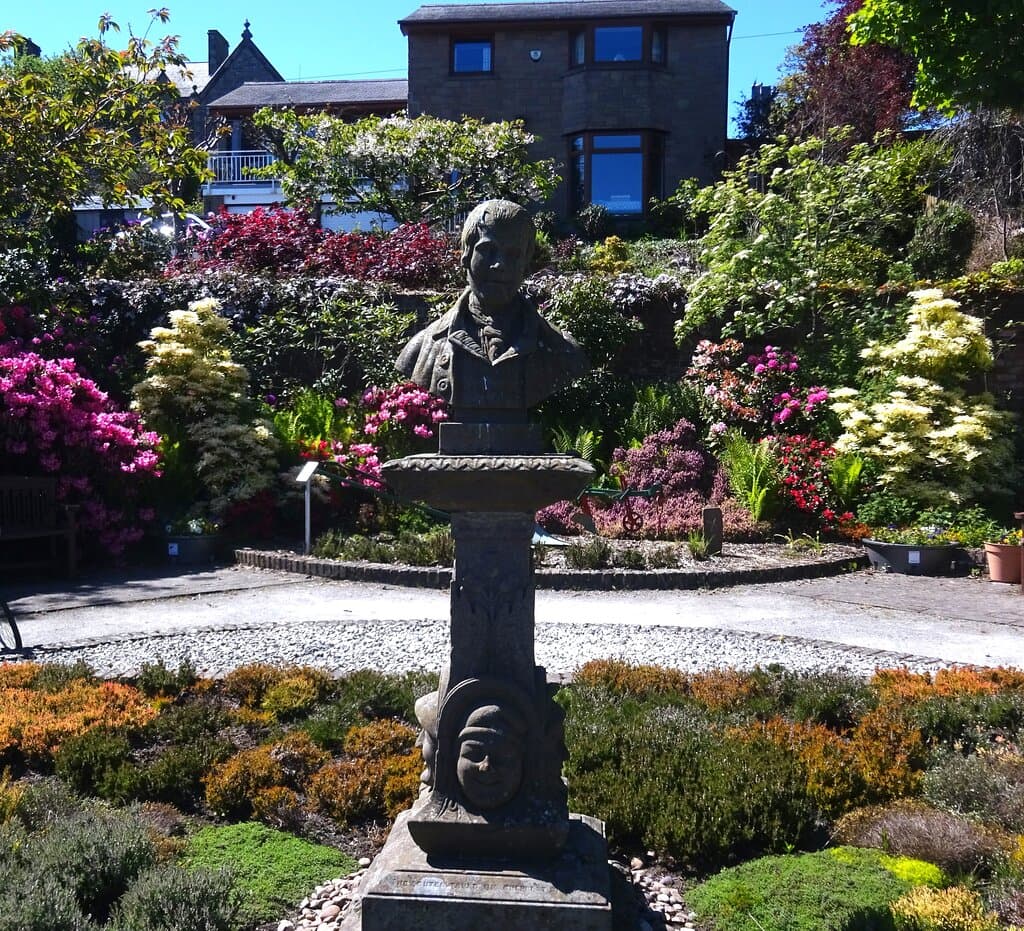 Garden and Burns