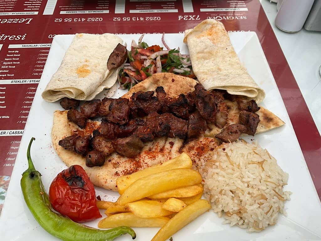 Delicious Pide and Lahmacun