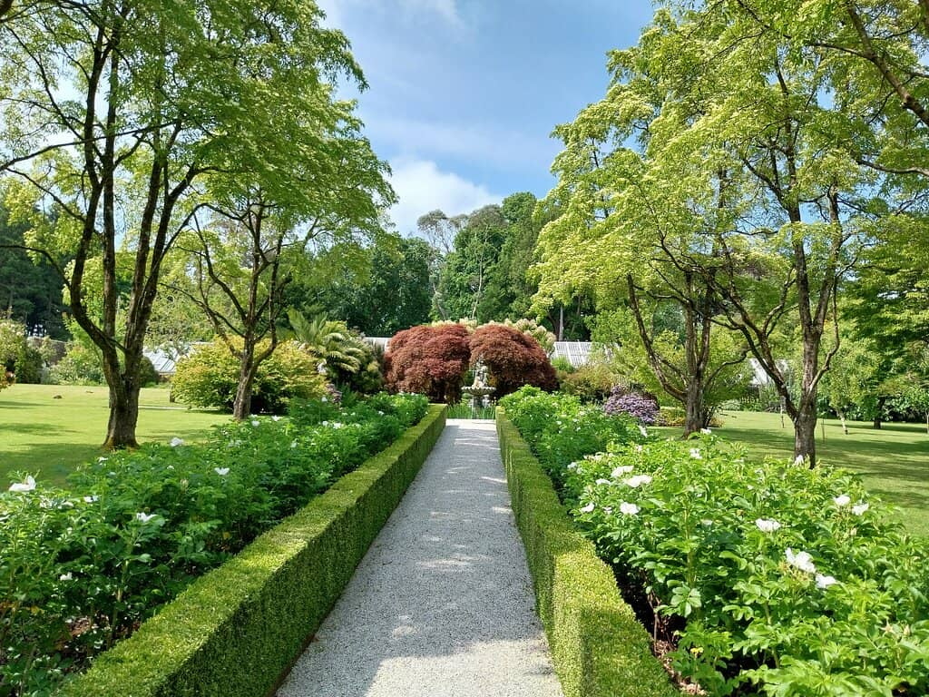 Valley Garden & Stream