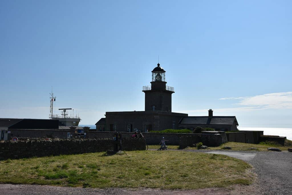 Coastal Paths & Rock Pools
